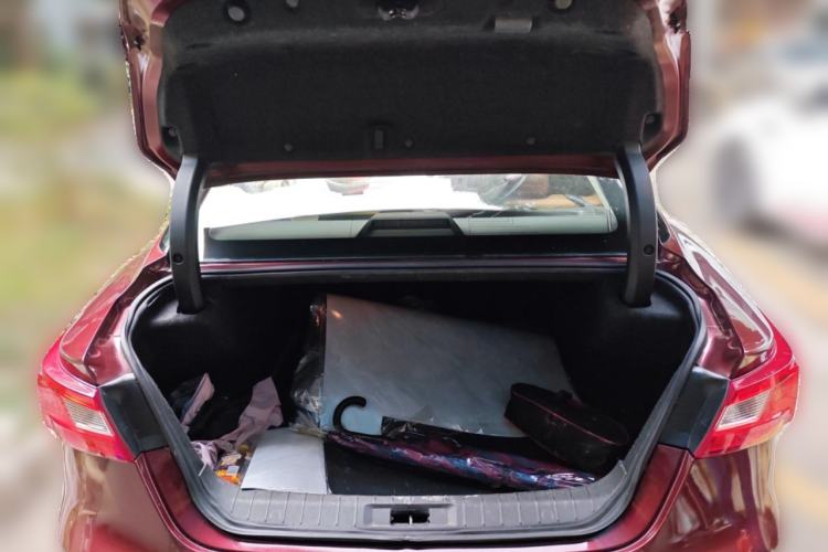 Used Nissan Maxima 2016 2.5L XL Luxury Edition Trunk