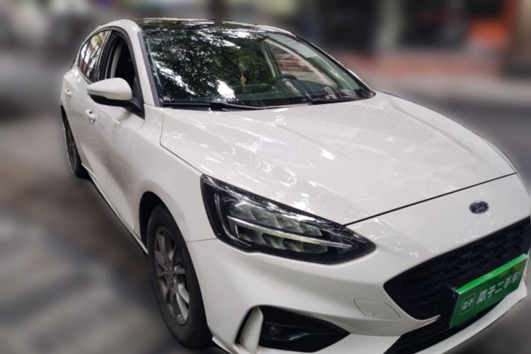 Used Ford Focus 2021 Hatchback EcoBoost 180 Automatic Titanium Edition Front Right 45 Deg