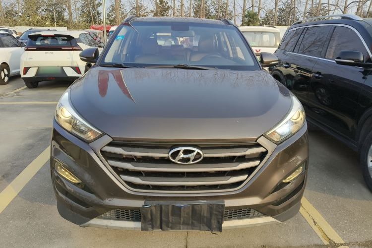 Used Hyundai Tucson 2018 1.6T Dual-Clutch Two-Wheel Drive 15th Anniversary Special Edition