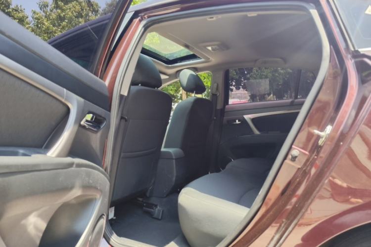 Used Haima M6 2017 1.6L Manual Comfort Model Exterior 6