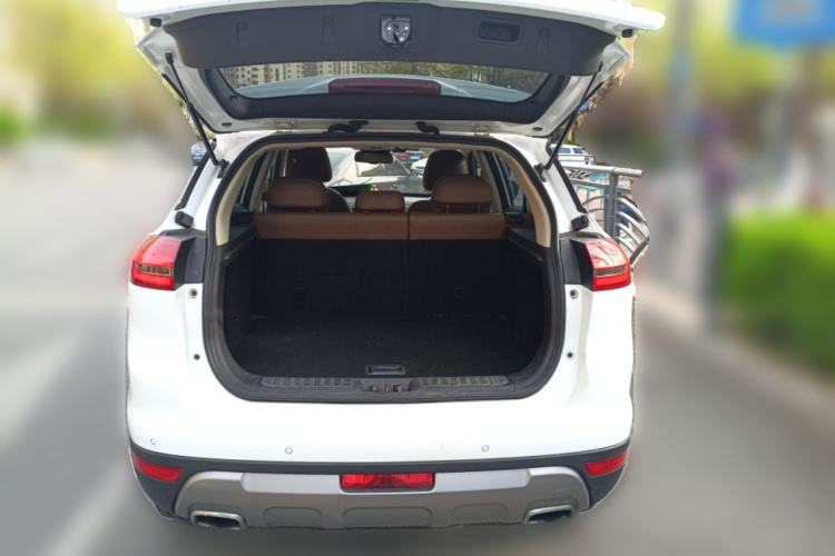 Used Geely Auto Emgrand X7 Sport 2016 1.8TD Automatic ZhiZun Version Trunk