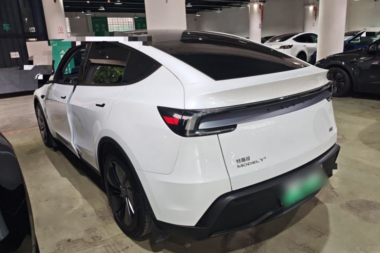 Used Tesla Model Y 2025 Long-Range All-Wheel-Drive Version