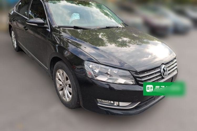 Used Volkswagen Passat 2015 1.8TSI DSG Prestige Edition Front Right 45 Deg