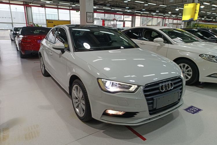 Used Audi A3 2014 Limousine 35 TFSI Automatic Comfort Model
