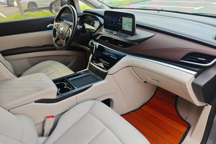 Used Buick GL8 2021 Land Cruiser Executive 652T Premium Model
