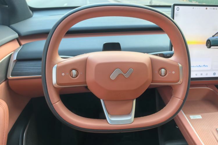 Used ONVO L60 2024 60 kWh Rear-Drive Version
