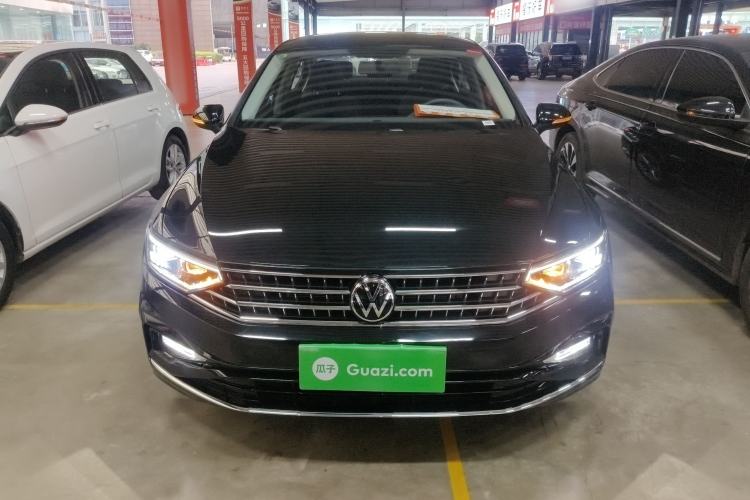 Used Volkswagen Magotan 2025 Zhongxiang Version 280TSI DSG Comfort Edition
