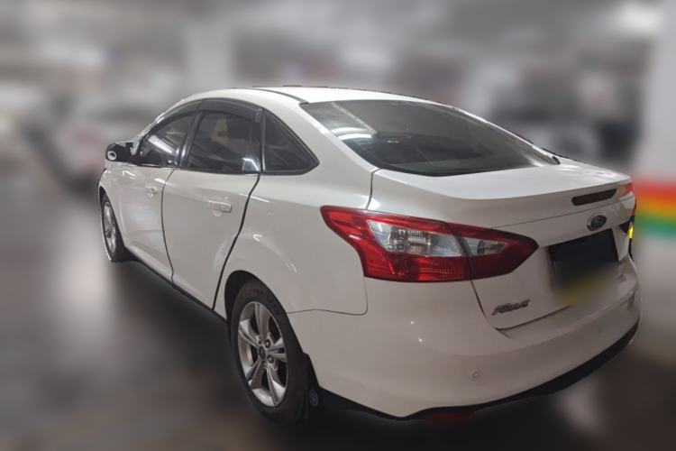 Used Ford Focus 2012 Sedan 1.6L Manual Fashion Edition
