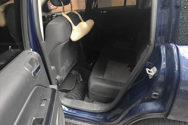 Used Jeep Compass 2013 2.4L four-wheel-drive sport version