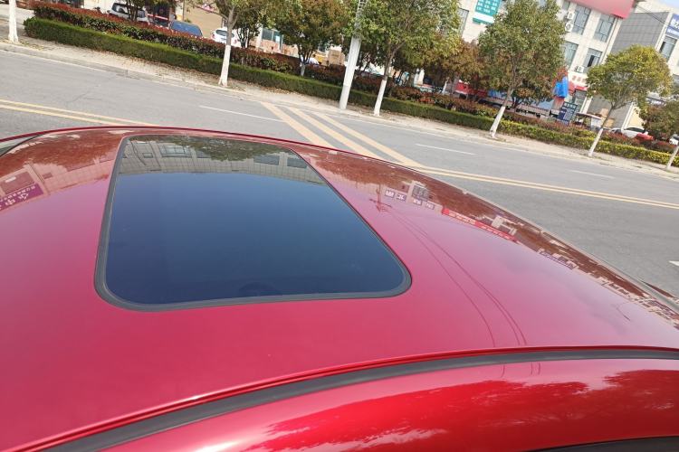 Used Mazda 3 Axela 2016 Sedan 1.5L Automatic Luxury Model