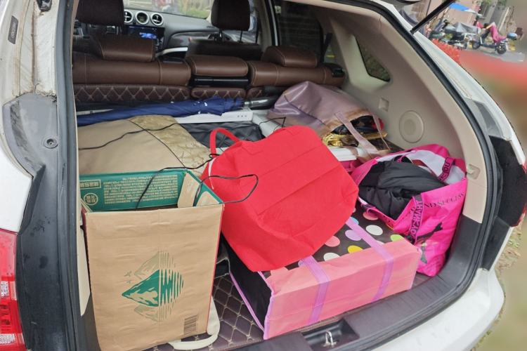 Used BYD Tang New Energy 2015 2.0T Four-Wheel-Drive Flagship Model
