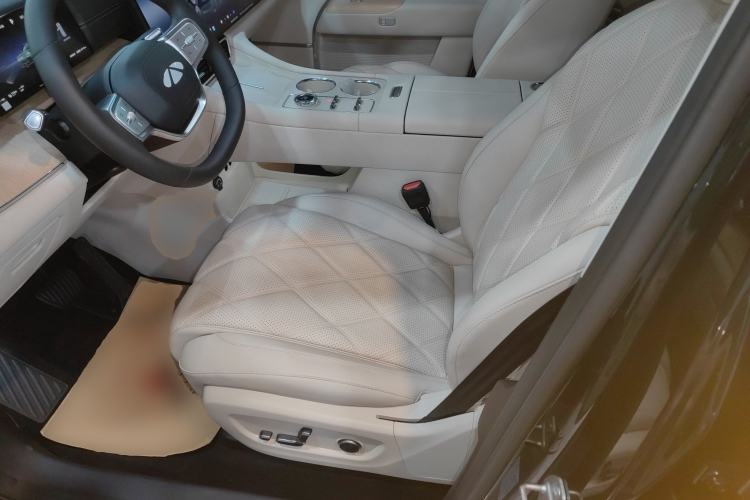 Used Chery T11 2026 Model 220 All-Wheel Drive Family Fun Edition
