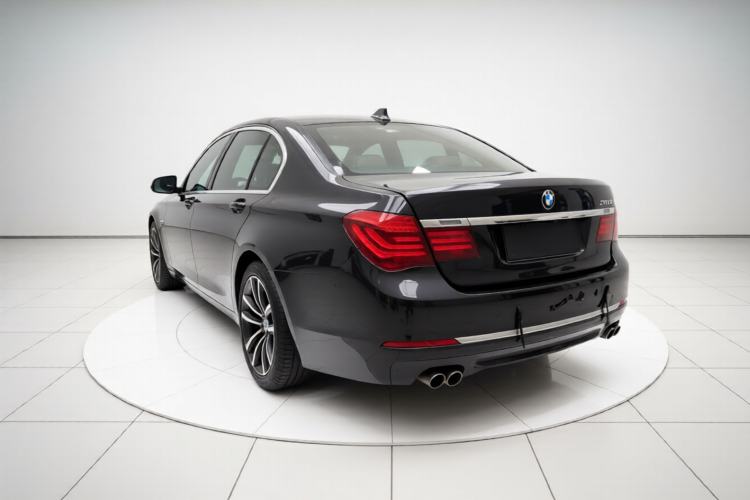 Used BMW 7 Series 2013 730Li Luxury Model
