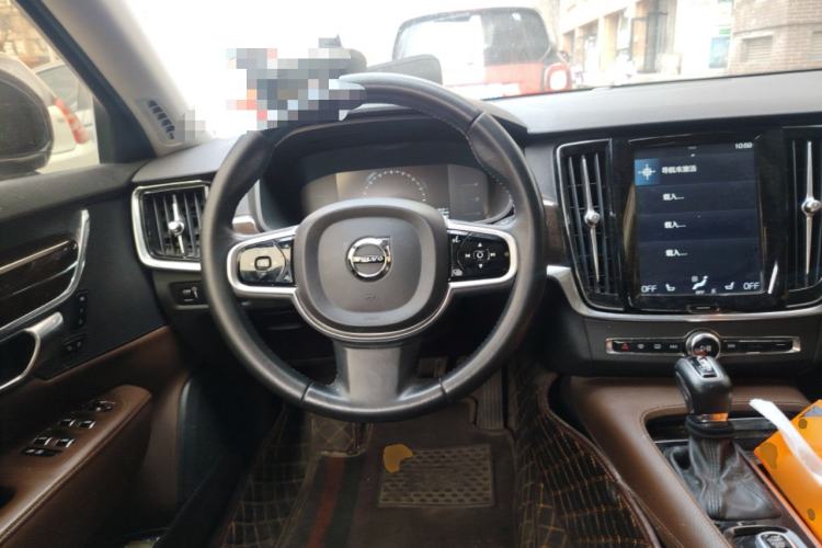 Used Volvo S90 2018 T4 Zhiyuan Edition