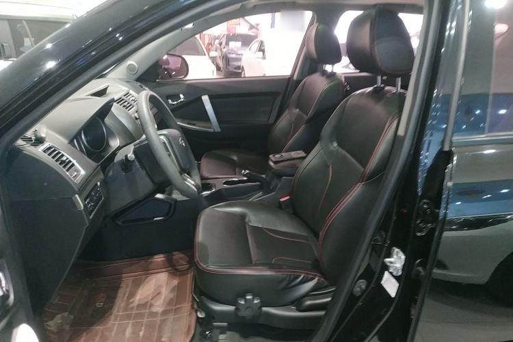 Used Geely Auto GX7 2015 Classic Edition 1.8L Manual Elite Model China V Standard
