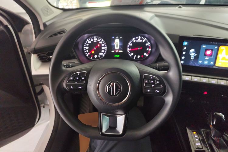 Used MG 5 2022 180 DVVT CVT Youth Style Edition
