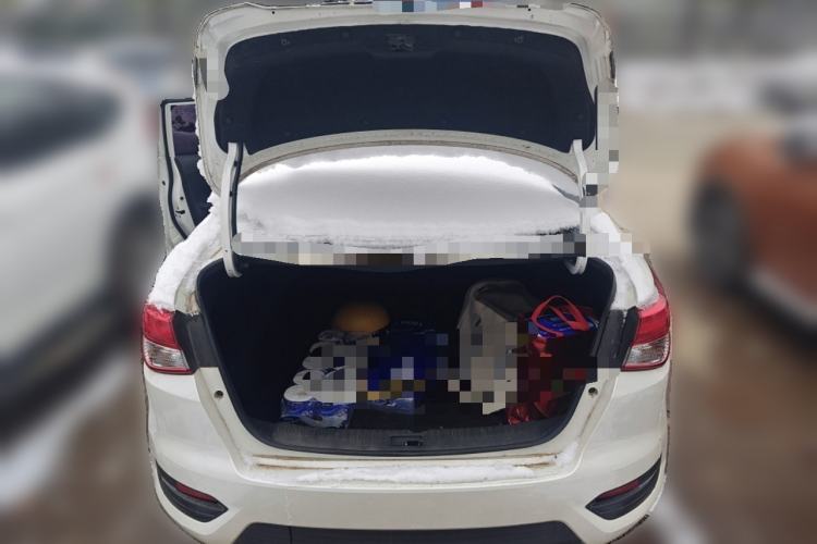 Used Nissan Lannia 2016 1.6L CVT Smart Cool Edition Trunk