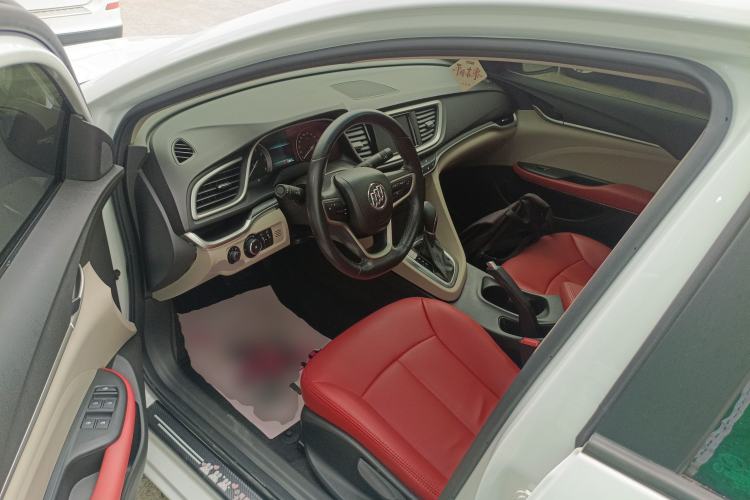 Used Buick GT 2019 15T Dual-Clutch Connected Elite Version China V Standard Driver Seat