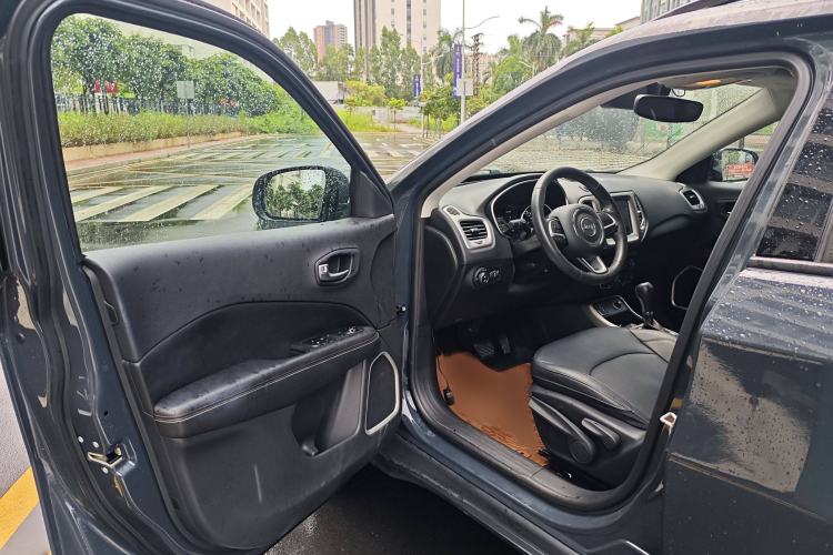 Used Jeep Compass 2017 200T Automatic Family Edition