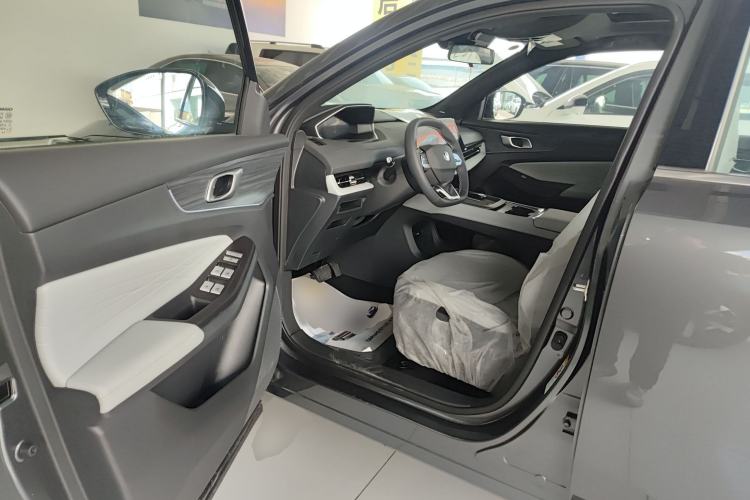 Used CHANGAN CS55PLUS PHEV 2025 Smart New Blue Whale 125km Ultra-Range Edition Driver Seat