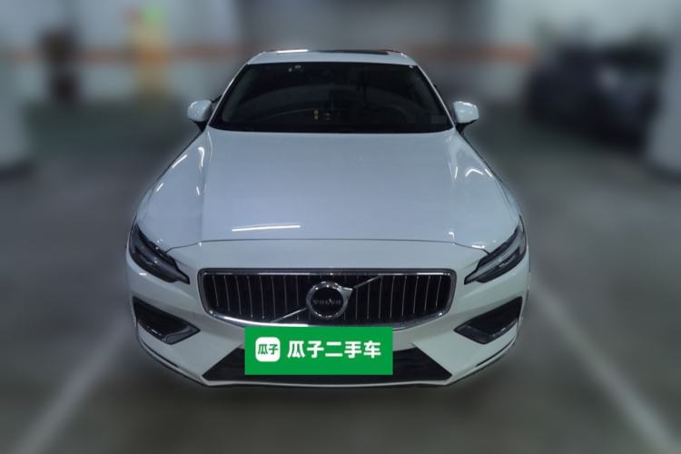 Used Volvo S60 2020 T4 Zhiyi Luxury Edition