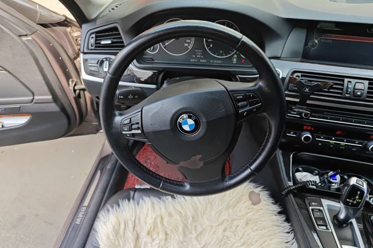 Used BMW 5 Series 2013 525Li Luxury Model