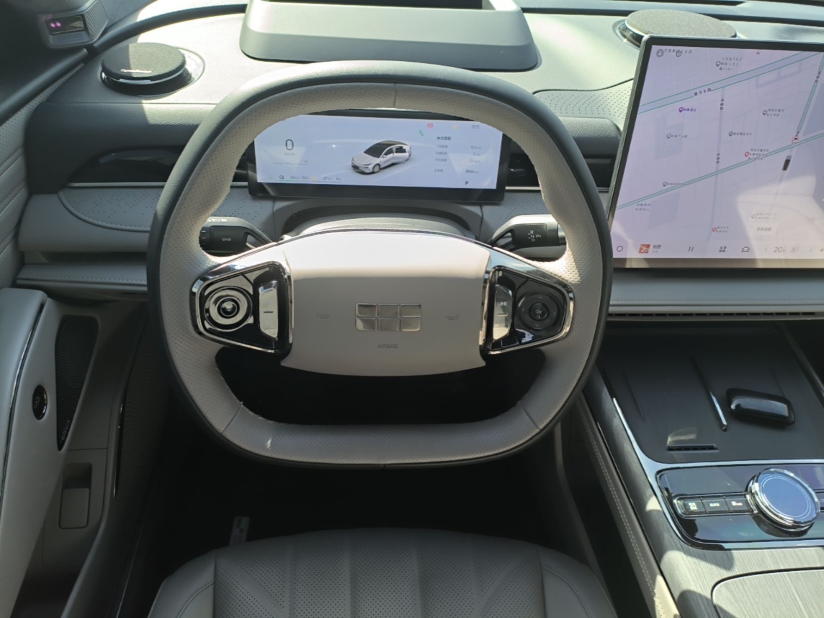 Geely Galaxy 8 2025 130km EM-P Starship Edition — снимка 13