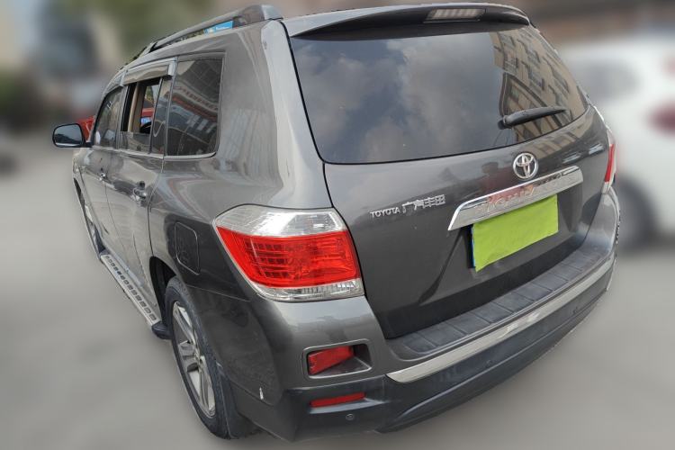 Used Toyota Highlander 2012 2.7L Two-Wheel Drive 7-Seater Luxury Edition
