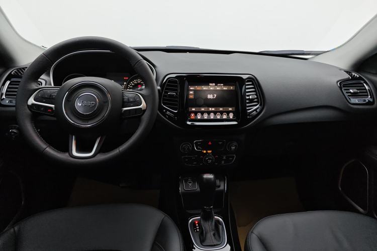 Used Jeep Compass 2019 220T Automatic Family Edition
