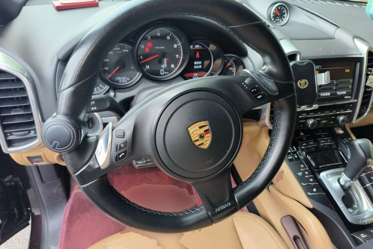 Used Porsche Cayenne 2014 Cayenne Platinum Edition 3.0T