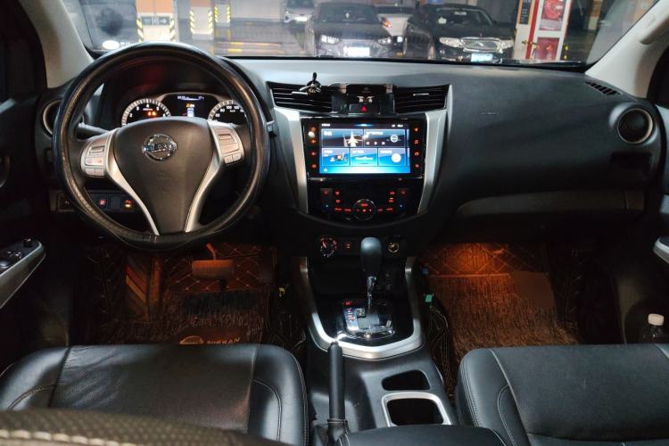 Used Nissan Terra 2020 2.5L XL Upper 4WD Automatic Four-Wheel Drive Luxury Edition Center Console