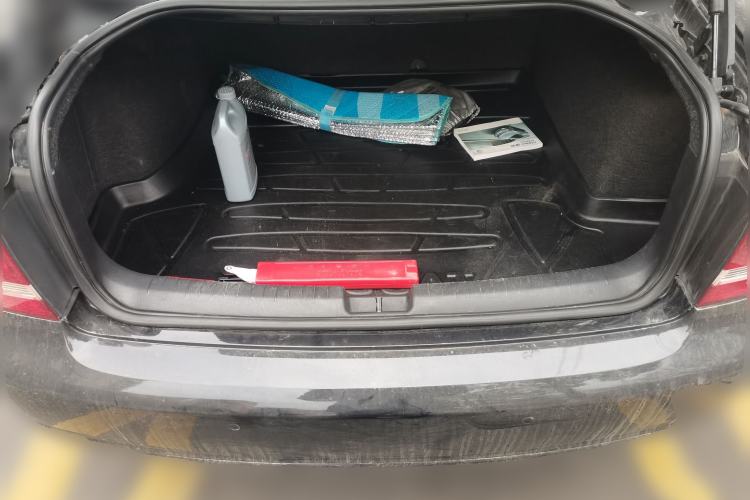 Used Volkswagen Passat 2009 1.8T Automatic Luxury Edition Trunk