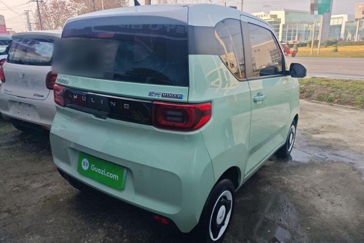Used Wuling Hongguang MINIEV 2022 Macaron Premium Model – Lithium Iron Phosphate
