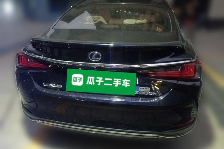 Used Lexus ES 2018 300h Premier Edition China V Standard
