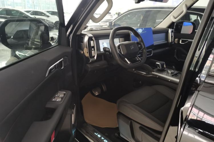 Used JETOUR Traveler 2023 2.0T All-Wheel-Drive Crosser
