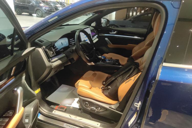 Used BYD Tang New Energy 2022 DM-p 215KM Four-Wheel Drive Flagship Model