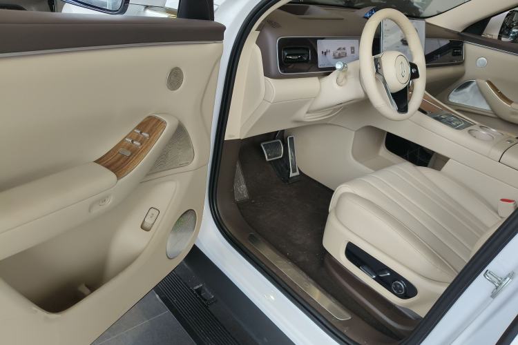 Used Hima AITO M7 2026 Model Range-Extending Pro+ All-Wheel Drive 5-Seater Version Driver Seat