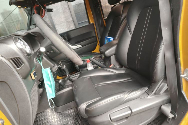 Used Jeep Wrangler 2014 3.0L Sahara Four-Door Edition
