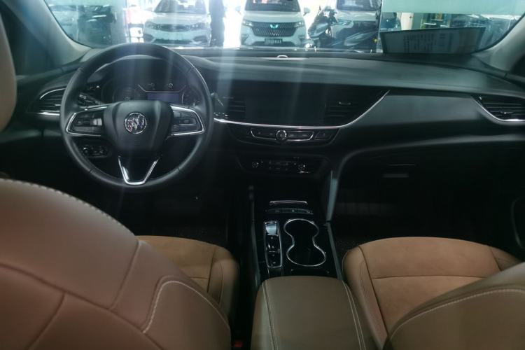 Used Buick Regal 2023 552T Smart Enjoyment Version Center Console