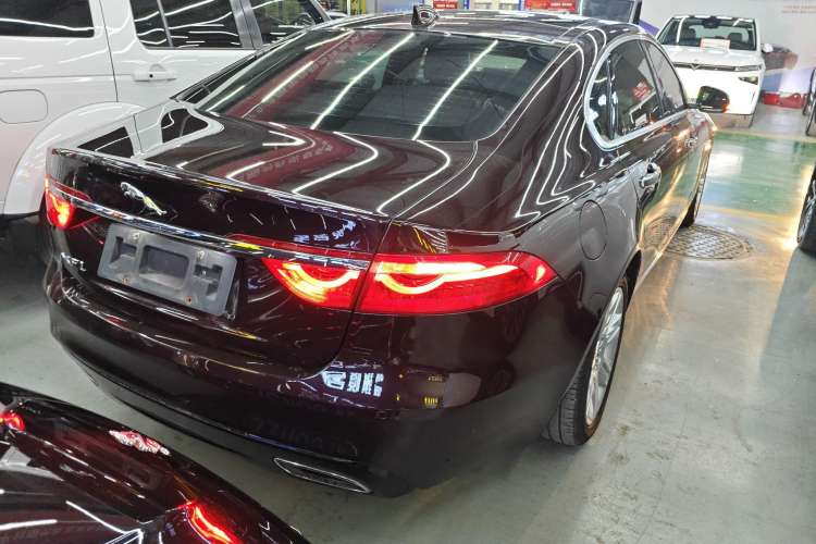 Used Jaguar XFL 2018 XFL 2.0T 250 PS Luxury Edition