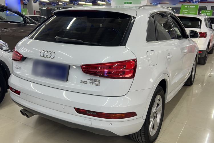 Used Audi Q3 2018 30th Anniversary Edition 30 TFSI Fashion Model Rear Right 45 Deg