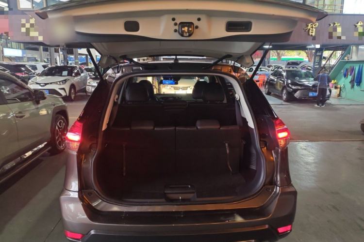 Used Nissan X-Trail 2021 2.0L CVT 2WD XL ITS 3-Row SmartConnect Seven-Seater Comfort Edition