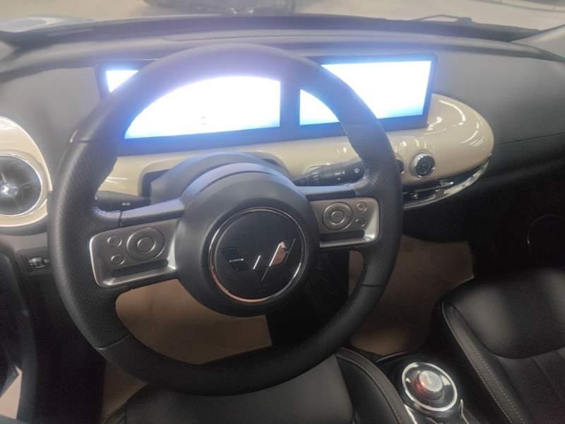 Used Wuling Bingo 2024 333 km Lingxi Connected Version — 9