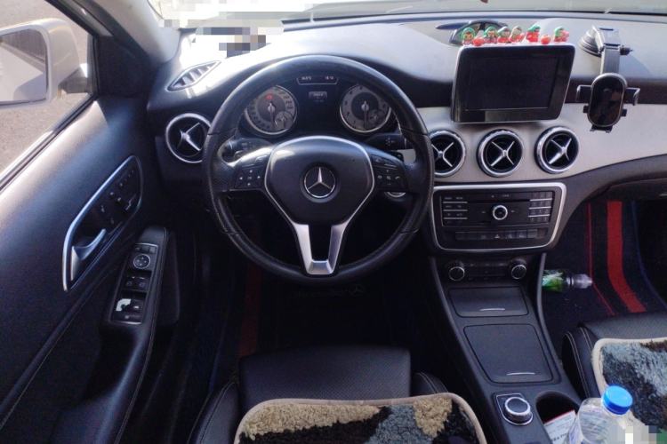 Used Mercedes-Benz GLA 2016 GLA 200 Sport Edition Steering Wheel