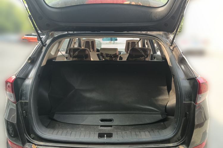 Used Hyundai Tucson 2015 1.6T Dual-Clutch Two-Wheel-Drive Smart Model
