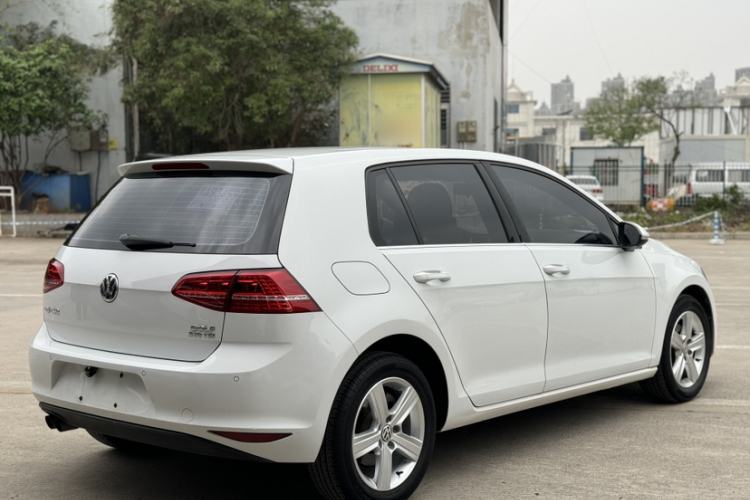 Used Volkswagen Golf 2016 230TSI Automatic Comfort Version Exterior 5