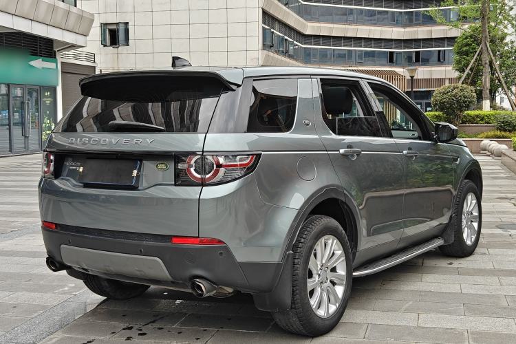 Used Land Rover Discovery Sport 2017 2.0T SE Exterior 6