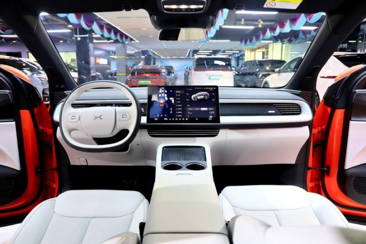 Used XPeng G6 2023 755 Ultra-Long Range Max Interior 9