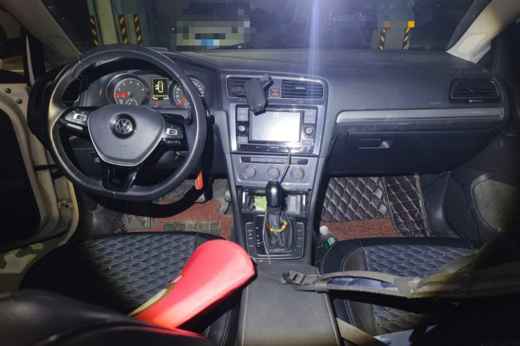 Used Volkswagen Golf 2018 230TSI Automatic Comfort Model
