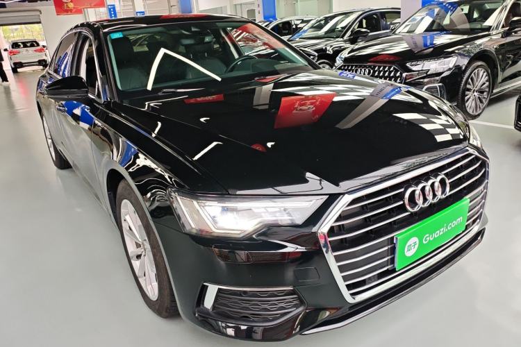 Used Audi A6L 2022 40 TFSI Luxury Prestige Edition Front Right 45 Deg